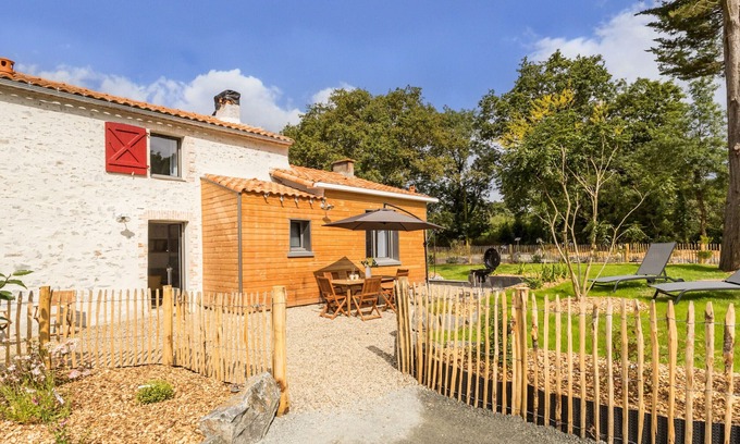 Saint-Colomban Cabaña | Encantadora casa rural renovada con jardín, terraza y todas las comodidades cerca de Nantes