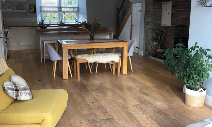 Ferwig Otro | Renovated farmhouse, 5 mins from the sea