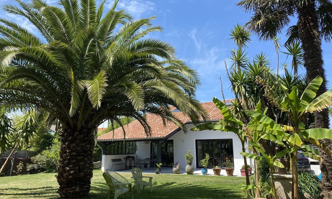 Arcangues Casa | Renovated farmhouse just outside Biarritz