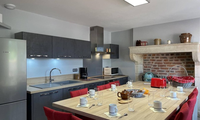 Pierrefitte-sur-Loire Cabaña | Casa rural Pierrefitte-sur-Loire, 4 dormitorios, 9 personas