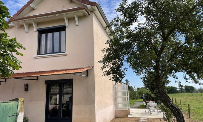 Pierrefitte-sur-Loire Cabaña | Casa rural Pierrefitte-sur-Loire, 2 dormitorios, 5 personas