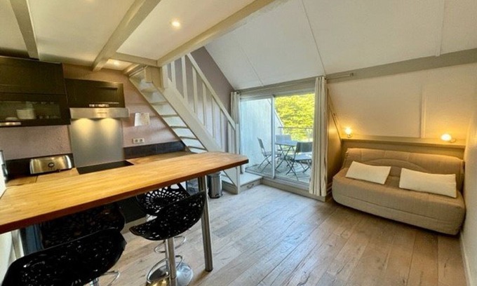 Saint-Pierre-Quiberon Apartamento | Estudio renovado con entreplanta de 32m², balcón, aparcamiento y acceso a la playa en Saint-Pierre-Quiberon