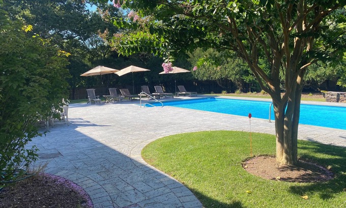 Hampton Bays Casa | Refugio recientemente renovado para vacaciones familiares multi-generacionales cerca de Bay & Ocean