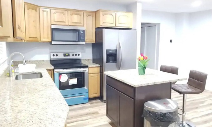 Seabrook Casa | Renovated home with 7 Bedrms with 4 Full Baths. 20 minutes from DC & Baltimore