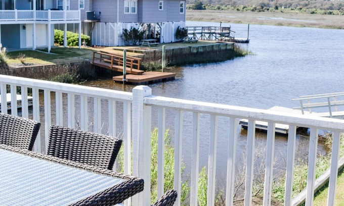 Ocean Isle Beach Casa | Renovated Island Cottage on OIB with views of Jinx Creek, 4 min walk to beach