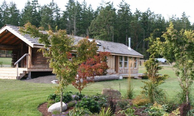 Port Townsend Cabina | Cabaña de madera renovada en superficie, capacidad para hasta 4