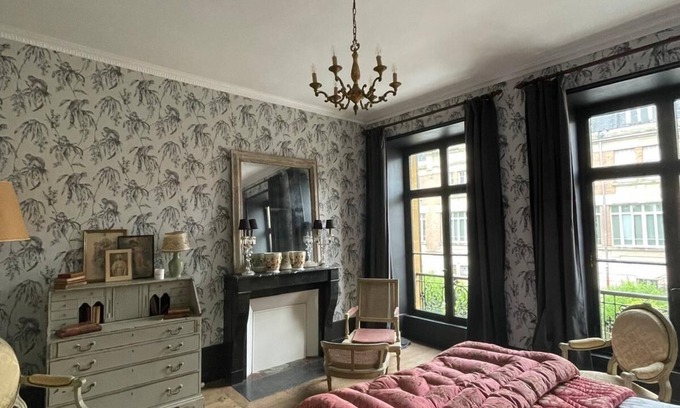 Vouziers Otro | Renovated Manoir Blossom near Reims to discover Champagne-Ardennes.