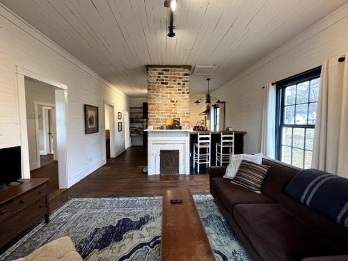 Golden Belt Historic District Casa | Renovated Mill House In Historic Golden Belt