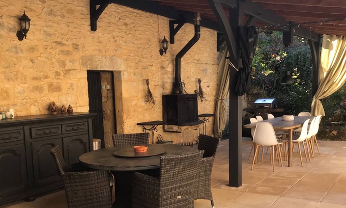 Puy-l'Eveque Otro | Renovated Perigord Farmhouse