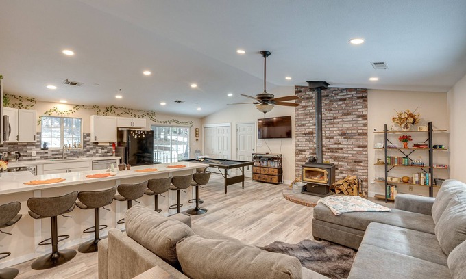 Croft Casa | Renovated Pioneer Home in Serene Wooded Setting!