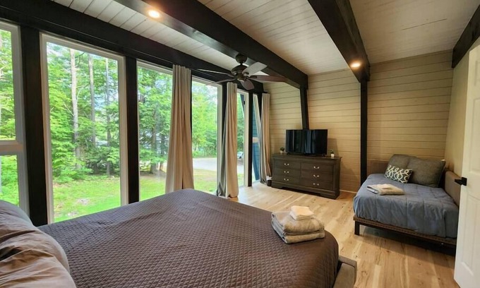Barnstead Casa | Renovated Retreat- Near Halfmoon Lake & Trails