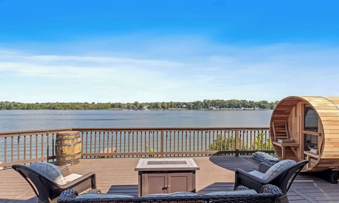 Utica Casa | Relax in our River Home! Hot Tub, Sauna & Game Rm