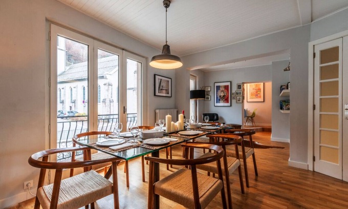 Saint-Jean-dʼAulps Apartamento | Renovado Amplio Apartamento en el corazón de St Jean d'Aulps