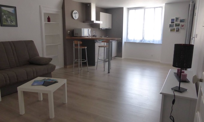 Clairvaux-les-Lacs Apartamento | Estudio renovado en el centro de Clairvaux-les-lacs