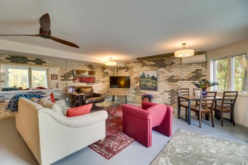 Crozet Apartamento | Renovated Studio on 5 Acres - Near Vineyards!