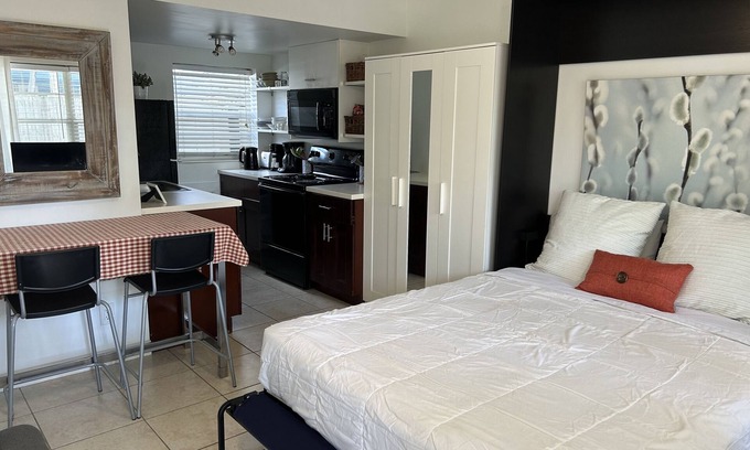 Lauderdale Beach Apartamento | Estudio reformado a pasos de la playa