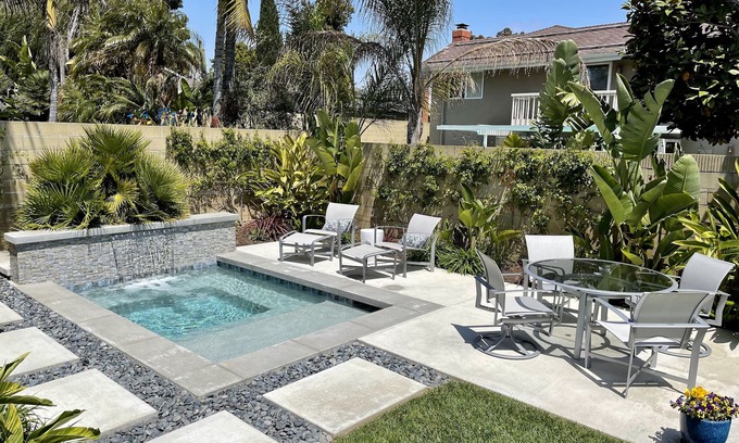 Huntington Beach Casa | Soleado, casa de una planta, calle tranquila, patio grande cerca de la playa, 30 días min
