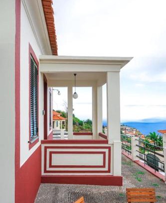 Santa Maria Maior Villa | Renovated Traditional House w 3BR & Outdoor Space