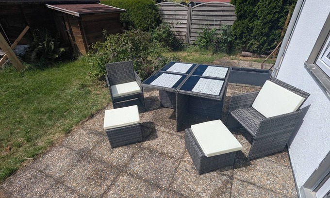 Weiler-Simmerberg Apartamento | Renovated vacation apartment in a quiet residential area and garden (play and sunbathing lawn)