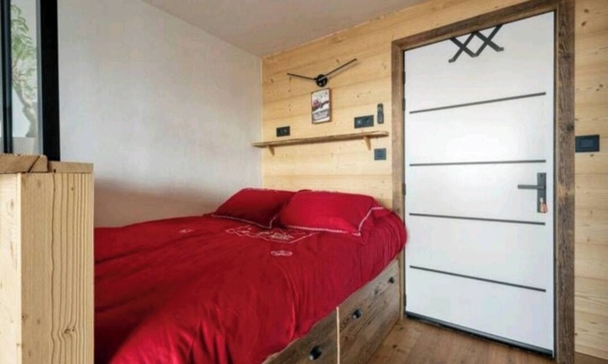 Les Carroz-d'Araches Apartamento | RENOVATED VILLAGE CENTER BRIGHT BALCONY MOUNTAIN VIEW