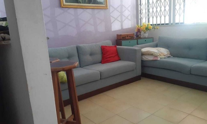 Piata Casa | Rent 3-bedroom village, beach front.