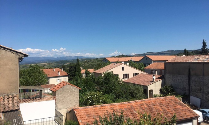 Villeneuve-de-Berg Casa | Alquilar casa de carácter en Ardèche en Villeneuve-de-Berg - 10 plazas