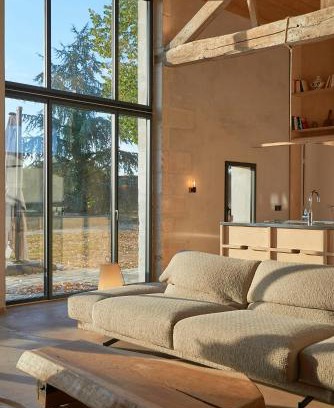 La Gripperie-Saint-Symphorien Casa | Restored Farm Estate Near Atlantic Coast France