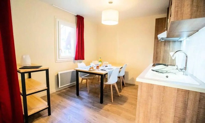Saint-Colomban-des-Villards Apartamento | Residence Olydéa Les Hameaux de la Perrière - 4 Rooms 8 People