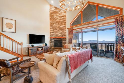 Sugar Mountain Apartamento | Reserve 13B