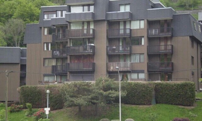 Mont-Dore Apartamento | Residencia A. LE CAPUCIN, N ° 68 Apartamento 4 personas frente a PISTA DE TENIS LUGE