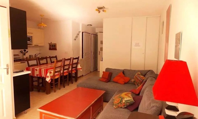Montauban-de-Luchon Apartamento | Residence Balcons Du Golf - LUCHON MONTAUBAN APARTMENT FOR 6 PER. THE DRC