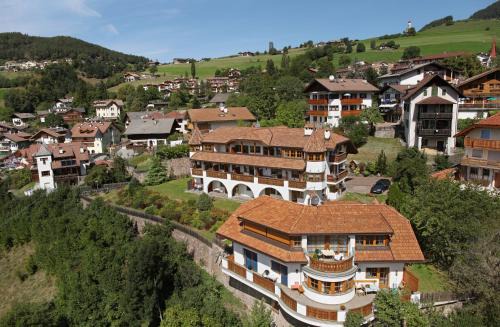 Siusi Apartamento | Residence Burghof