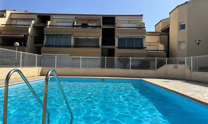 Marseillan Plage Apartamento | Residence Clos Des Pins Ii (d - Pleasant apartment in residence with swimming pool
