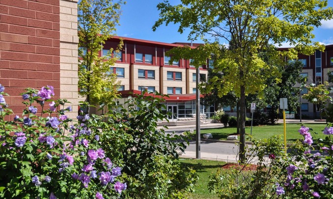 Oakville Apartamento | Residence & Conference Centre - Oakville
