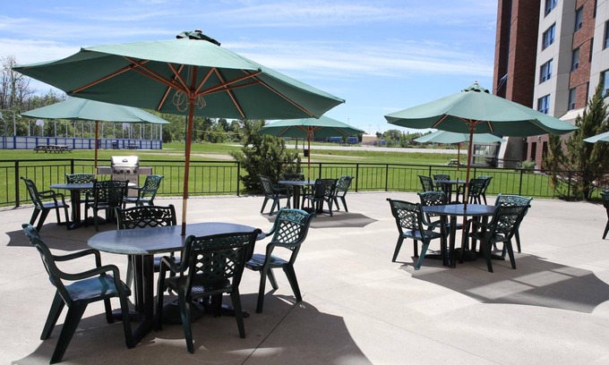 Barrie Apartamento | Residence & Conference Centre - Barrie