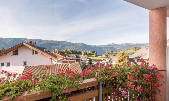Terento Apartamento | 'Residencia Diana Apartamento 201' con vistas a la montaña, balcón y Wi-Fi