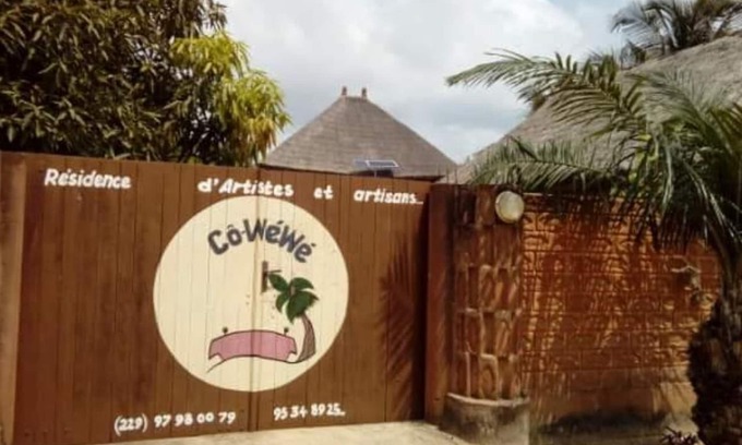 Ouidah Cama Y Desayuno | Residence for artists and craftspeople (Cô-wéwé)5min from Ouidah beach