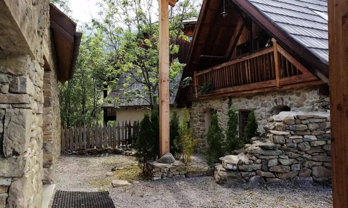 Pra Loup Chalet De Esquí | Residence Hameau Du Clos Sorel - Small and small mazot for 5 people, located in a mountain hamlet in Pra Loup