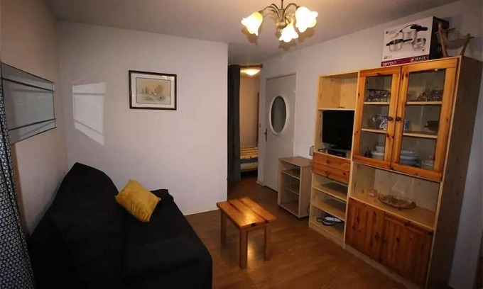 Bagneres-de-Luchon Apartamento | Residence Hotel De France - Studio Cabin 4 Pers. 4 beds LUCHON BAGNES