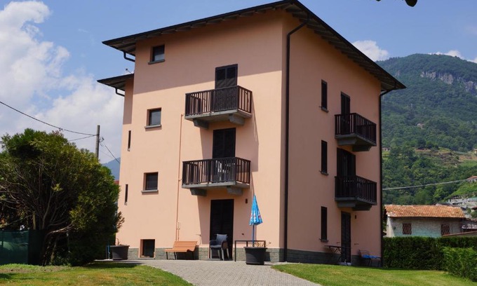 Domaso Apartamento | Residence in Camping Solarium