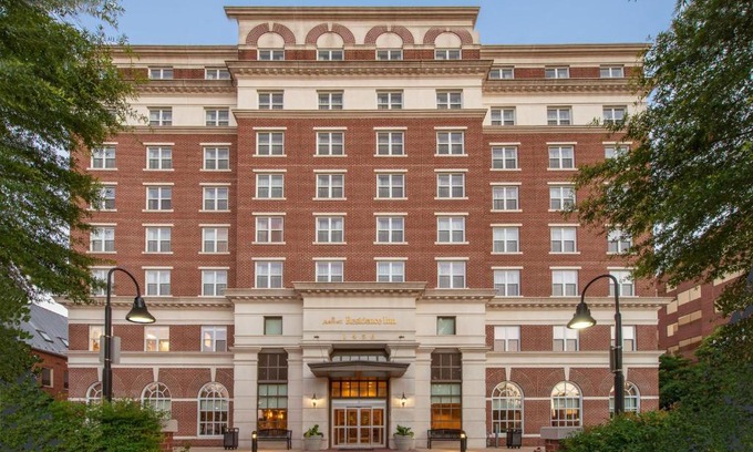 Eisenhower East Hotel | Residence Inn Alexandria Old Town/Duke Street