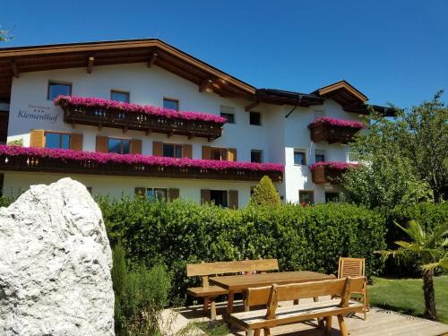Naz Cama Y Desayuno | Residence Klementhof 1