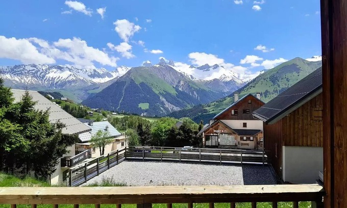 Saint-Jean-d'Arves Apartamento | Residence La Fontaine Du Roi - Apartment 6 beds, 300m from the ski slopes, mountain view