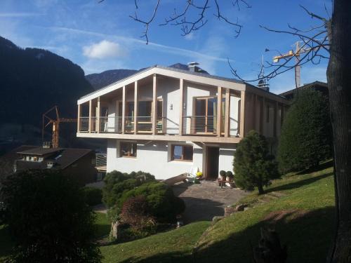 Ortisei Apartamento | Residence Larciunei