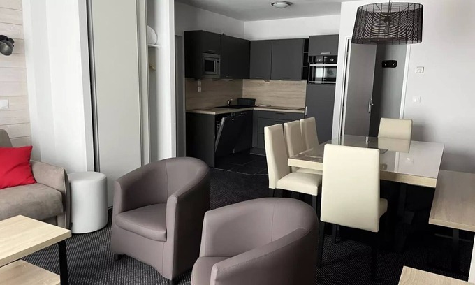 Eaux-Bonnes Apartamento | Residence LE PORTILLO Swimming pool - 3 Rooms for 8 People