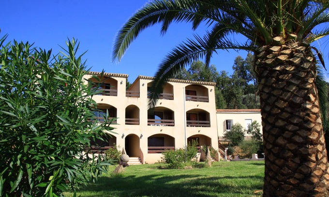 Tiuccia Apartamento | Residence I Delfini Apartamento 4 personas a 350 m del mar, cerca de Ajaccio