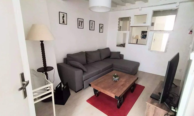Catllar Casa | Residence Maison De Village F2 Catllar - Houses & Villas for 4 People