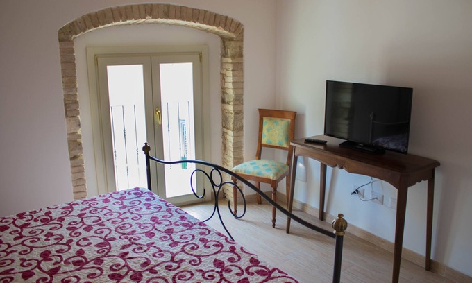 Miglionico Cama Y Desayuno | Residenza delle Grazie LEON