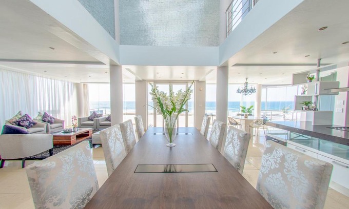 Tinley Manor Villa | Residence on Sea View