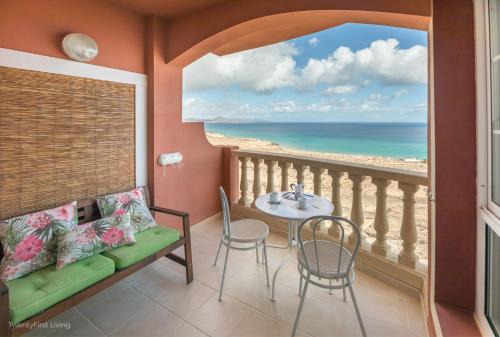 Pájara Apartamento | Residence Playa Paraiso with Ocean View - Cobalt Flat